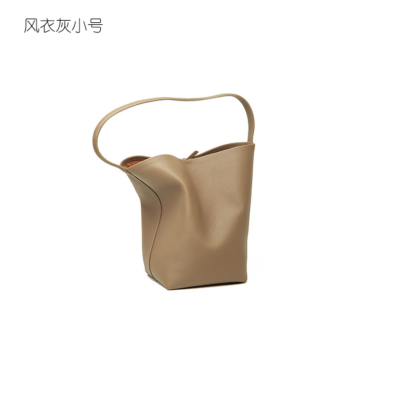 2026 New Genuine Leather Women's Tote Bag Large Capacity Top Grain Cowhide Commuter Bucket Bag - Thumbnail 8