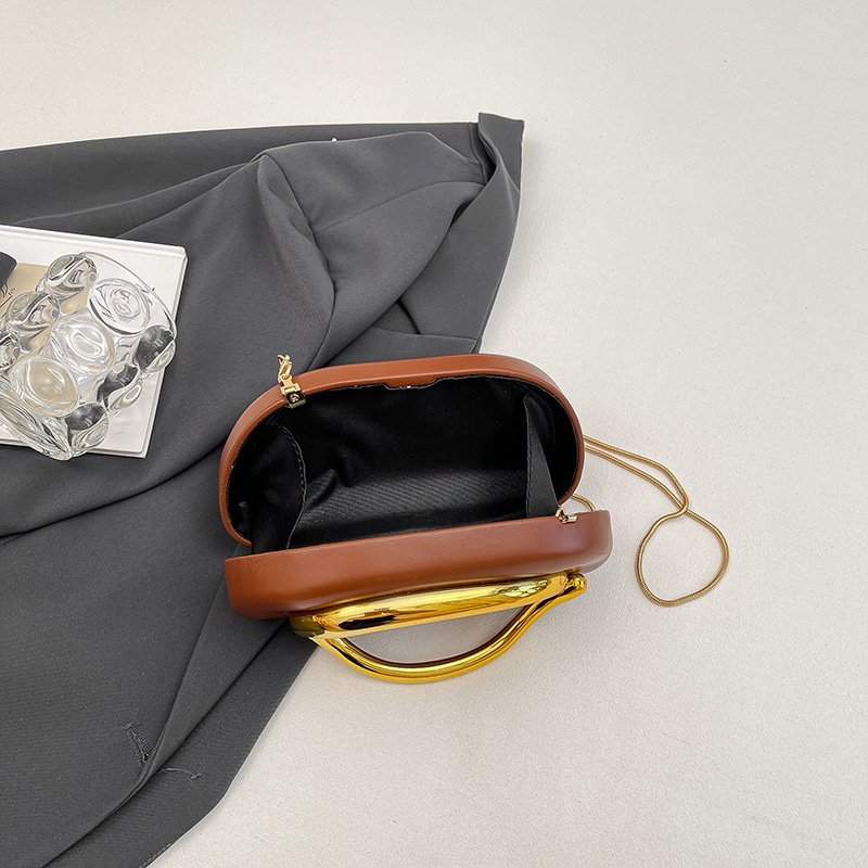 Niche Designer Evening Clutch Bag Western Fashion Chain Shoulder & Crossbody Bag - Thumbnail 4