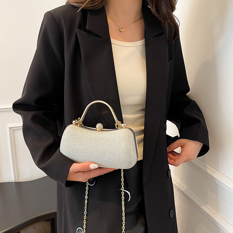 2025 Trendy Women's Evening Bag Simple Lock Small Shoulder Bag Chain Crossbody Bag - Thumbnail 3