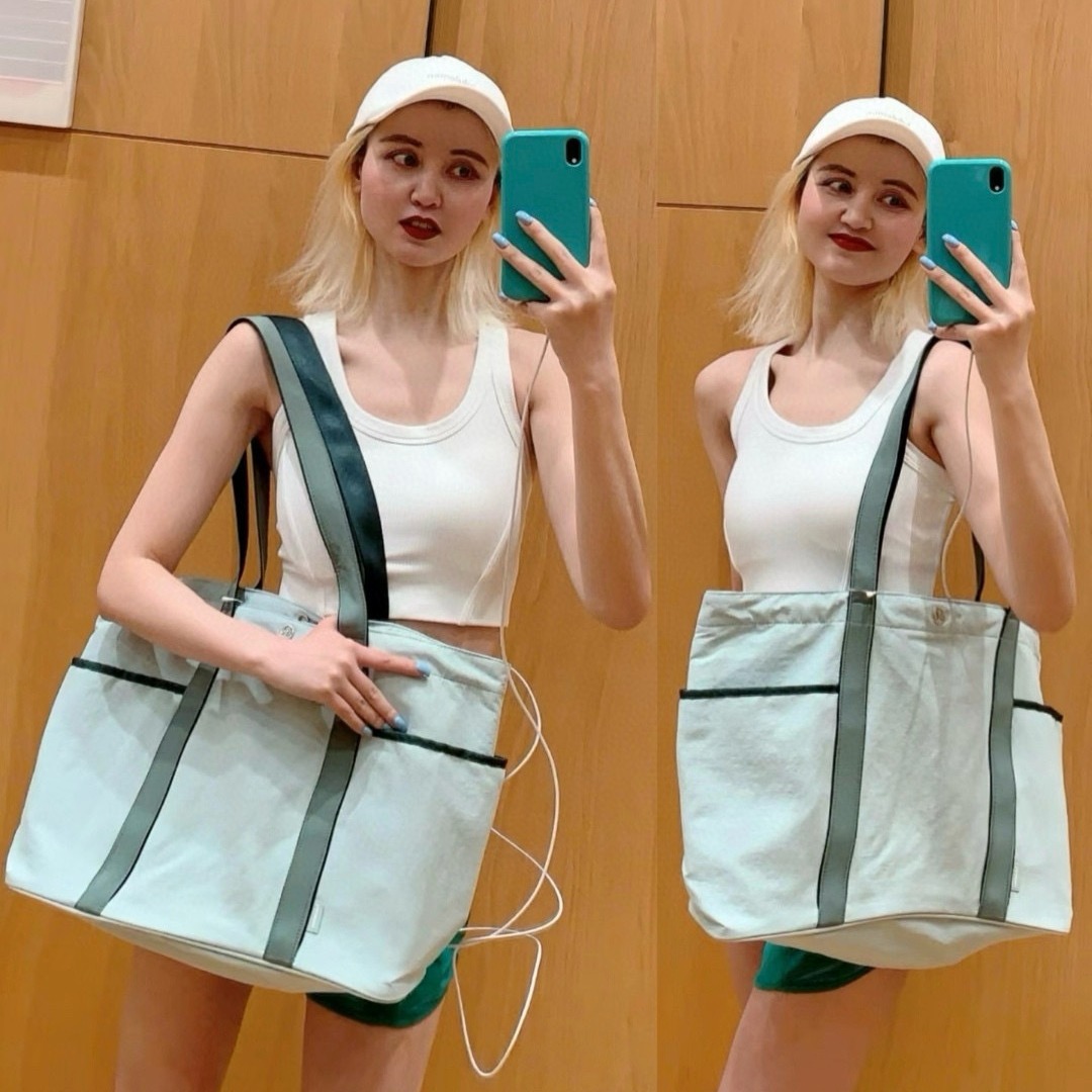 Lululemon Style Daily Multi-Pocket Waterproof Canvas Tote Bag - 20L Large Capacity Yoga Bag - Thumbnail 2