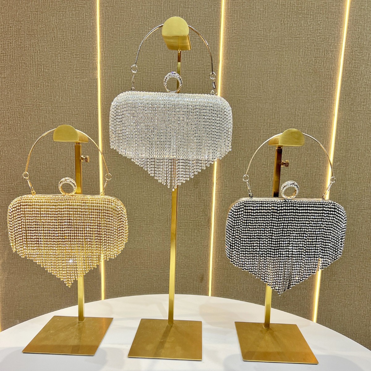 Cross-border New Evening Bag Women's Handbag Banquet Clutch Bag Evening Dress Bag with Rhinestones and Tassels - Thumbnail 4