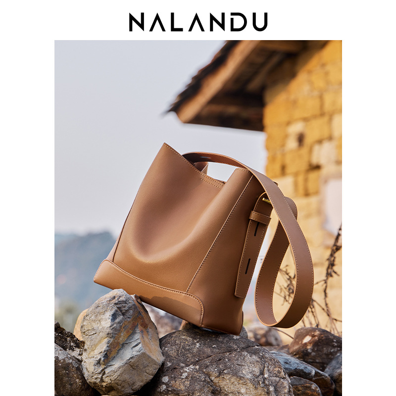 Nalan Du 2026 New Collection Women's Crossbody Bag - Versatile Genuine Leather Bucket Bag - Thumbnail 3