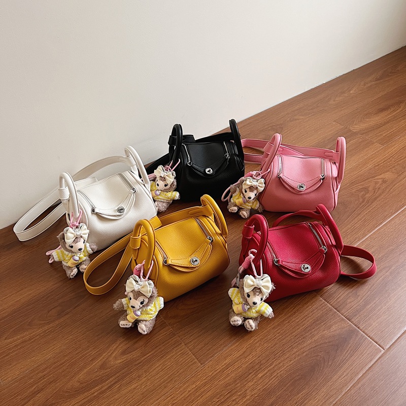 2025 New Solid Color Doctor Bag Large Capacity Casual Shoulder Bag Commuter Pillow Bag - Thumbnail 3