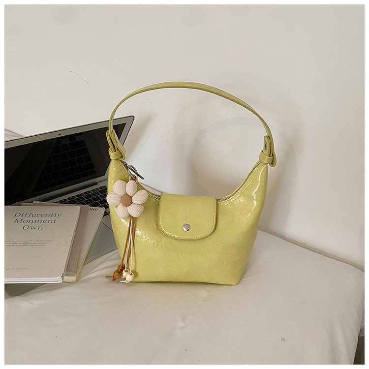 Luxury Oil Wax Leather Underarm Bag 2025 New Fashion Crescent Crossbody Bag - Thumbnail 15