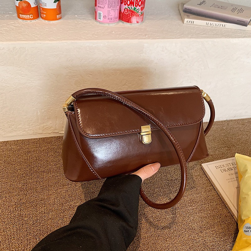 High-End Elegant Fashion Shoulder Bag Retro French Baguette Underarm Bag Trendy Crossbody - Thumbnail 3