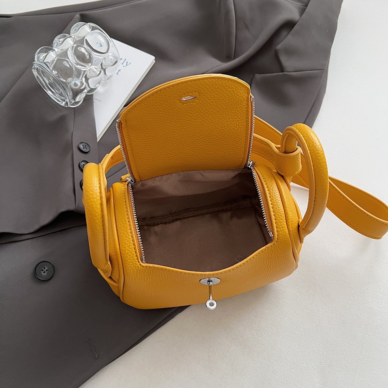 2025 New Solid Color Doctor Bag Large Capacity Casual Shoulder Bag Commuter Pillow Bag - Thumbnail 4