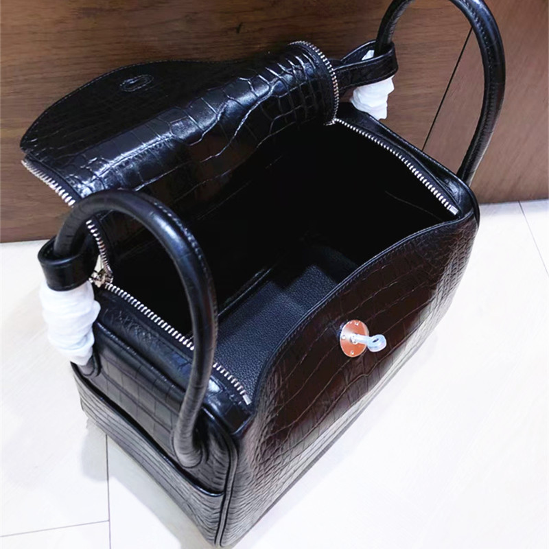 2026 New Arrival Crocodile Pattern Top Layer Cowhide Lindy Bag - Fashionable Large Capacity Doctor Bag - Thumbnail 3