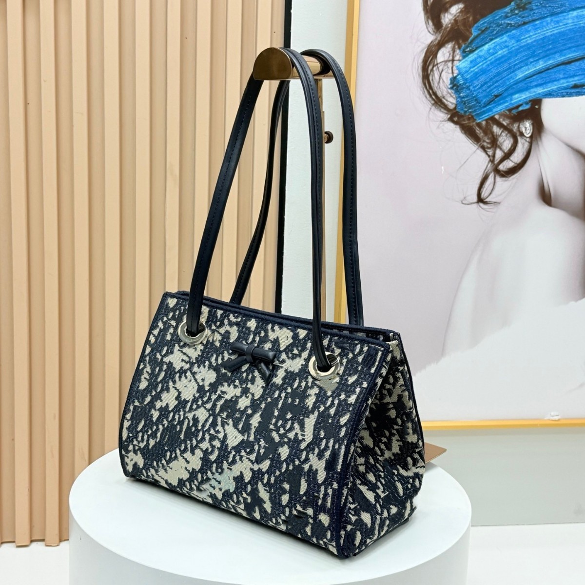 2026 New Arrival East-West Shoulder Bag for Women - Commuter Hobo & Crossbody Bag - Thumbnail 3