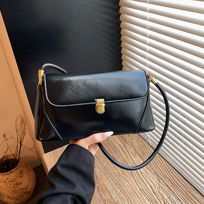 High-End Elegant Fashion Shoulder Bag Retro French Baguette Underarm Bag Trendy Crossbody - Thumbnail 7