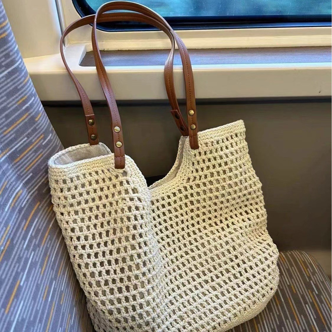 Large Capacity Cotton Thread Woven Shoulder Bag Hollow Mesh Tote for Beach Vacation - Thumbnail 3