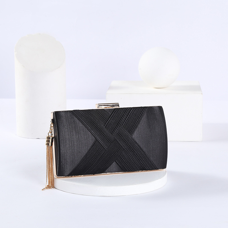 Silk Satin Woven Fringed Evening Clutch Bag with Chain Strap for Women - Thumbnail 4
