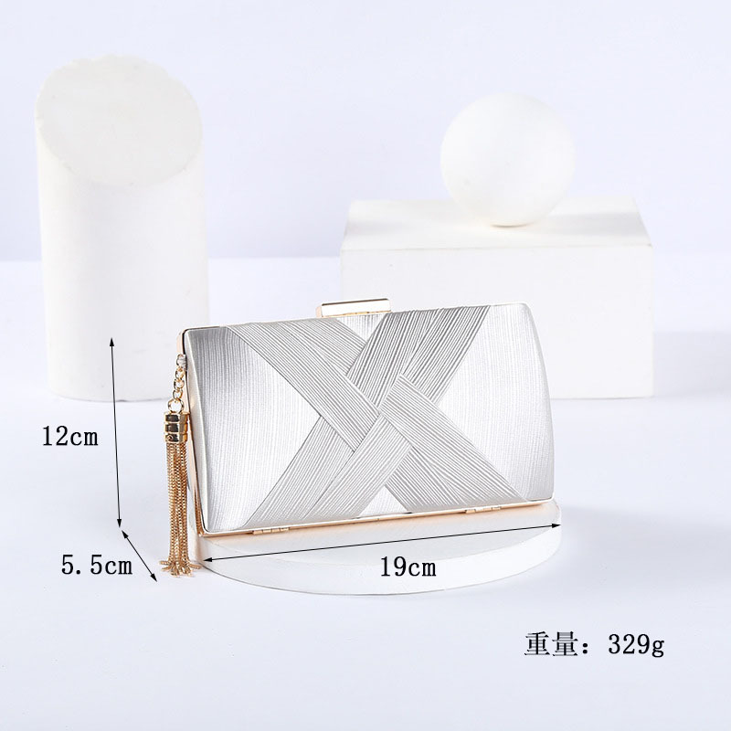 Silk Satin Woven Fringed Evening Clutch Bag with Chain Strap for Women - Thumbnail 2