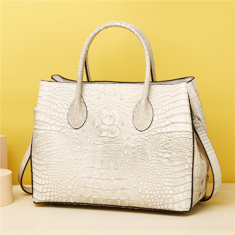 Genuine Leather Messenger Bag for Daily Use