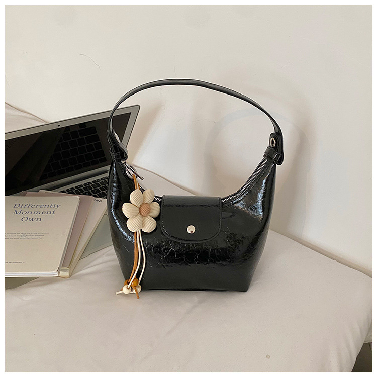 Luxury Oil Wax Leather Underarm Bag 2025 New Fashion Crescent Crossbody Bag - Thumbnail 6