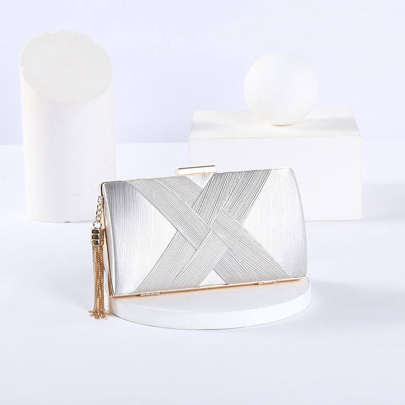 Silk Satin Woven Fringed Evening Clutch Bag with Chain Strap for Women - Thumbnail 6