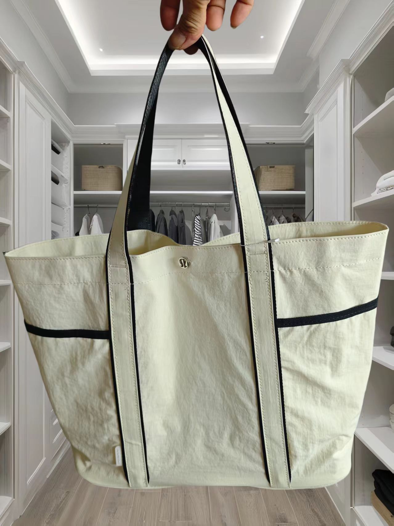 Lululemon Style Daily Multi-Pocket Waterproof Canvas Tote Bag - 20L Large Capacity Yoga Bag - Thumbnail 13