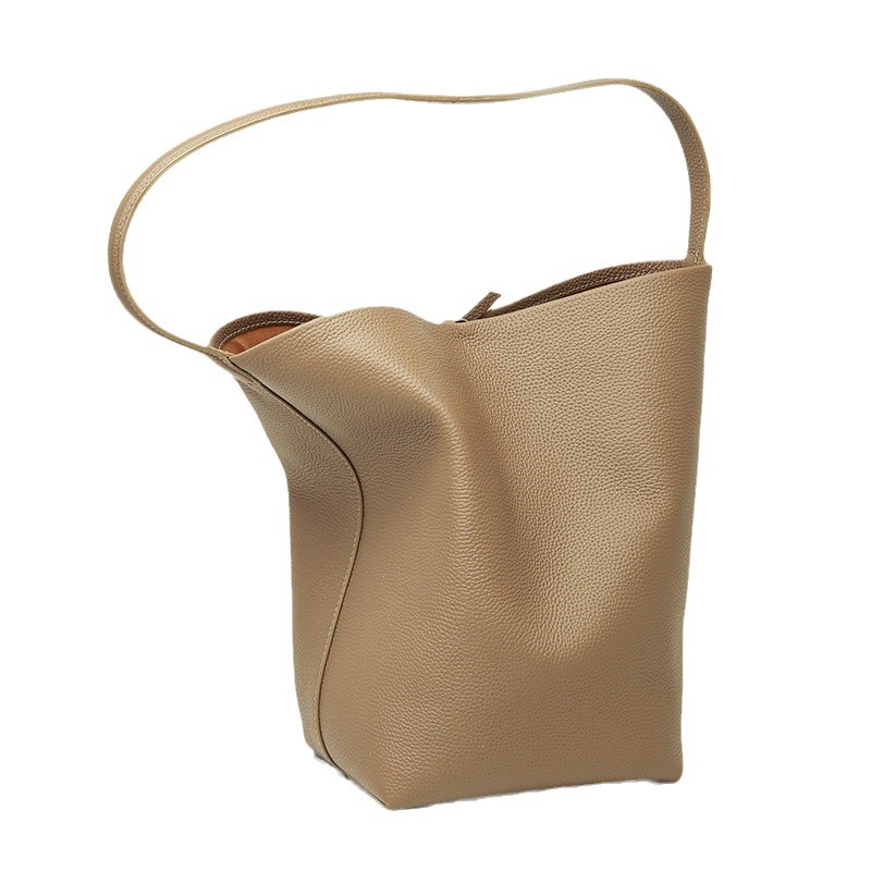 2026 New Genuine Leather Women's Tote Bag Large Capacity Top Grain Cowhide Commuter Bucket Bag - Thumbnail 5