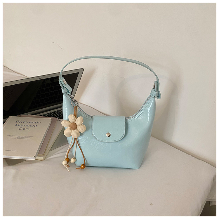 Luxury Oil Wax Leather Underarm Bag 2025 New Fashion Crescent Crossbody Bag - Thumbnail 16