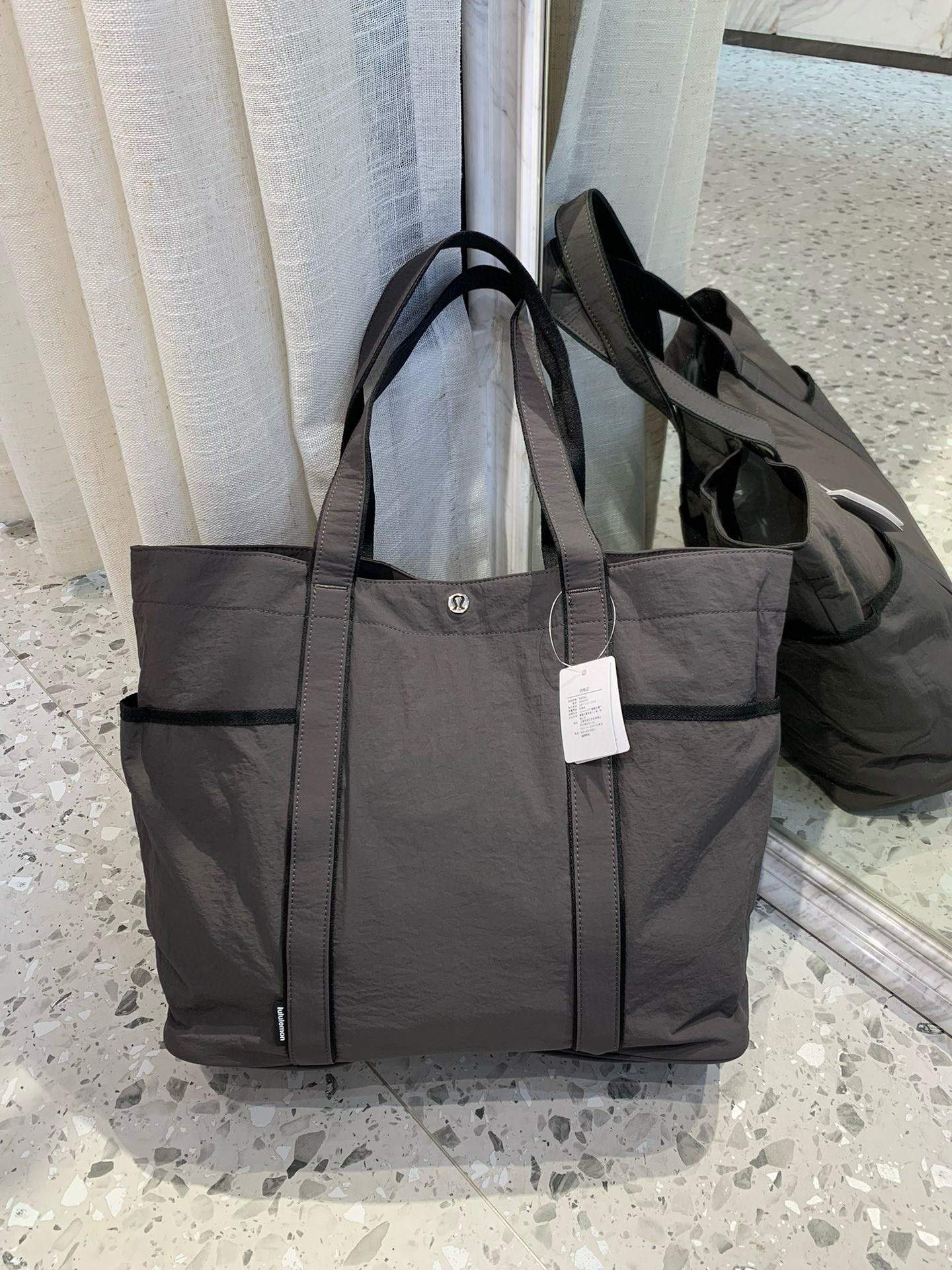 Lululemon Style Daily Multi-Pocket Waterproof Canvas Tote Bag - 20L Large Capacity Yoga Bag - Thumbnail 9