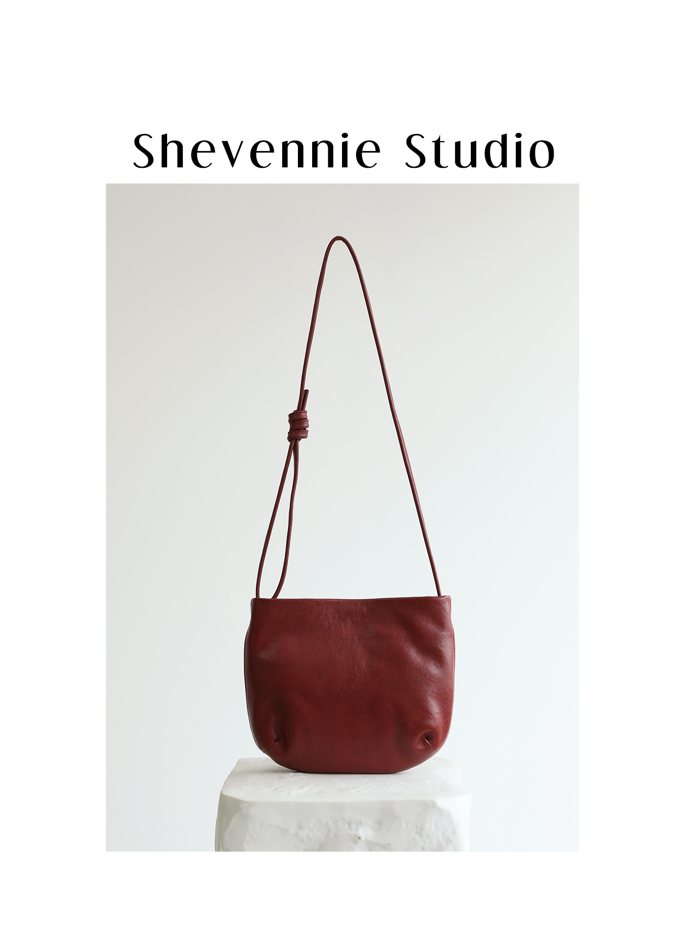 Niche Design Genuine Vegetable Tanned Cowhide Shoulder Bag Saddle Bag Underarm Tote Bag - Thumbnail 4