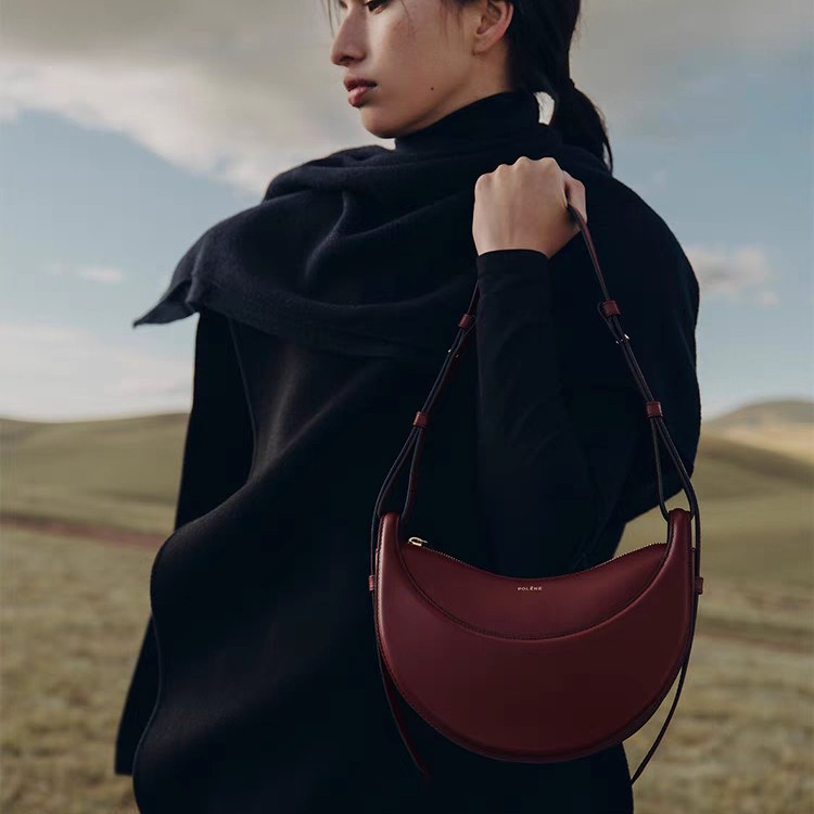 French Polene Style Niche Shoulder Crossbody Bag Women's Paris Genuine Leather Crescent Moon Bag Lychee Grain Saddle Bag - Thumbnail 2