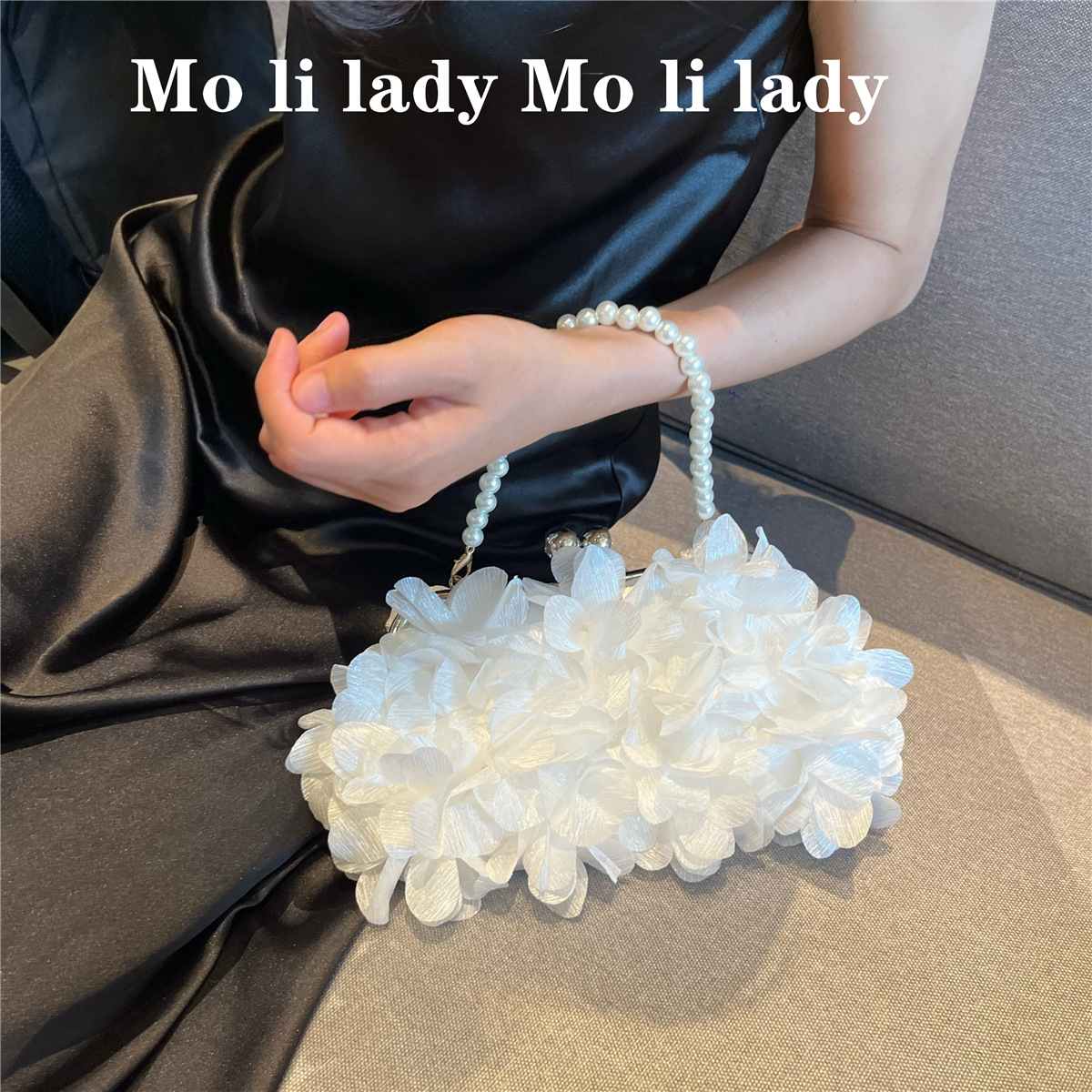 2025 Spring/Summer Petal Evening Clutch - New Chinese Style Hanfu Accessory Bag - Thumbnail 2