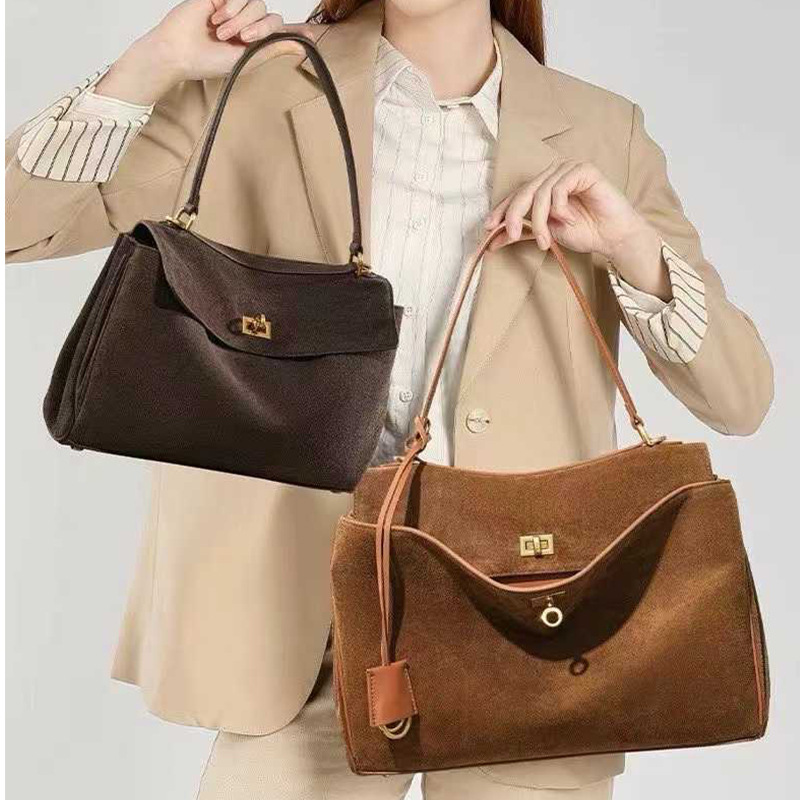 2026 New Matte Genuine Leather Crossbody Bag - Large Capacity Vintage Underarm Tote for Commuting - Thumbnail 2