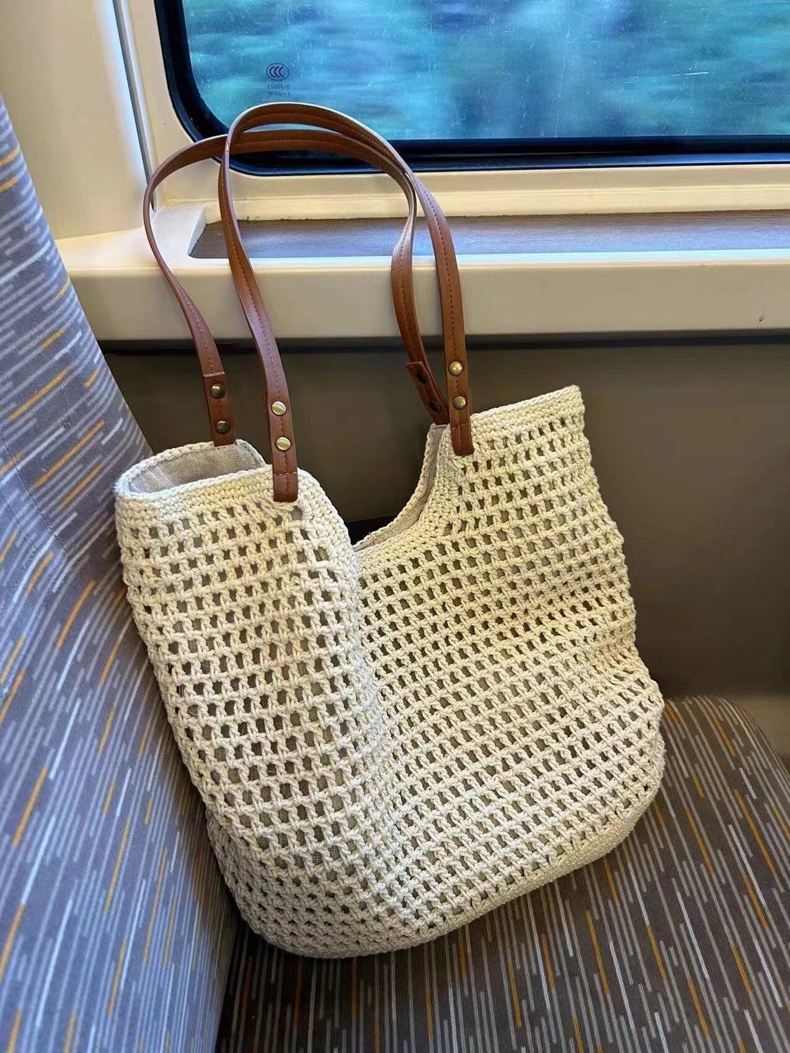 Large Capacity Cotton Thread Woven Shoulder Bag Hollow Mesh Tote for Beach Vacation - Thumbnail 6