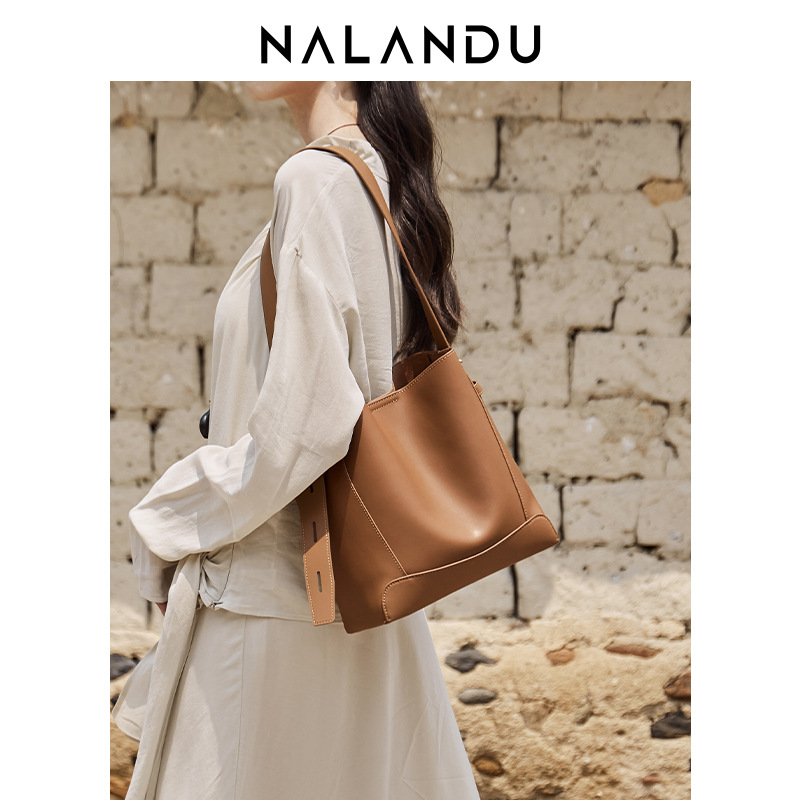 Nalan Du 2026 New Collection Women's Crossbody Bag - Versatile Genuine Leather Bucket Bag - Thumbnail 2