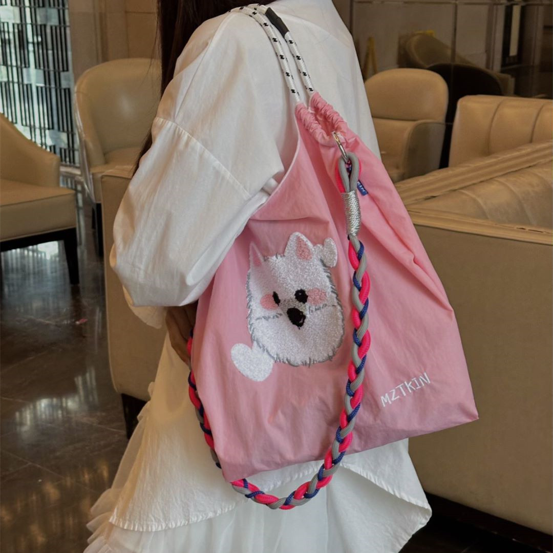 Embroidered Nylon Tote Bag - Large Capacity Canvas Crossbody Bag for Commuting - Thumbnail 52