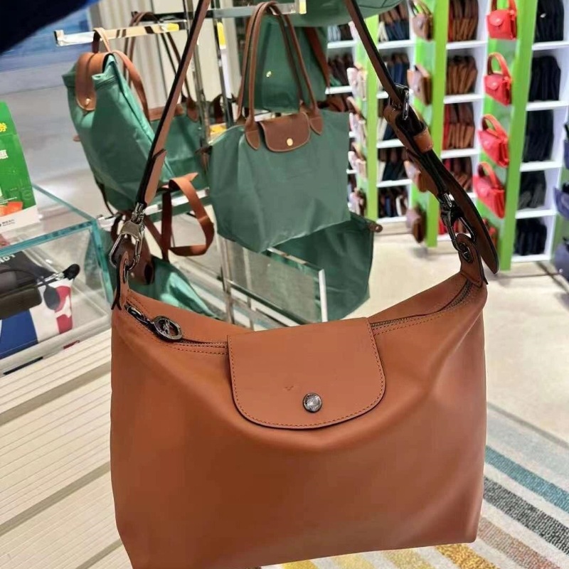 Autumn/Winter Longchamp Hobo Bag - Large Capacity Messenger Shoulder Bag for Fashionable Commuting - Thumbnail 9