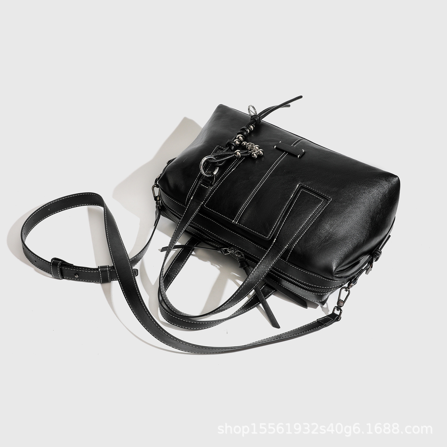 2026 New Vintage Boston Bag - Large Capacity Commuter Handbag & Shoulder Bag for Women - Thumbnail 3