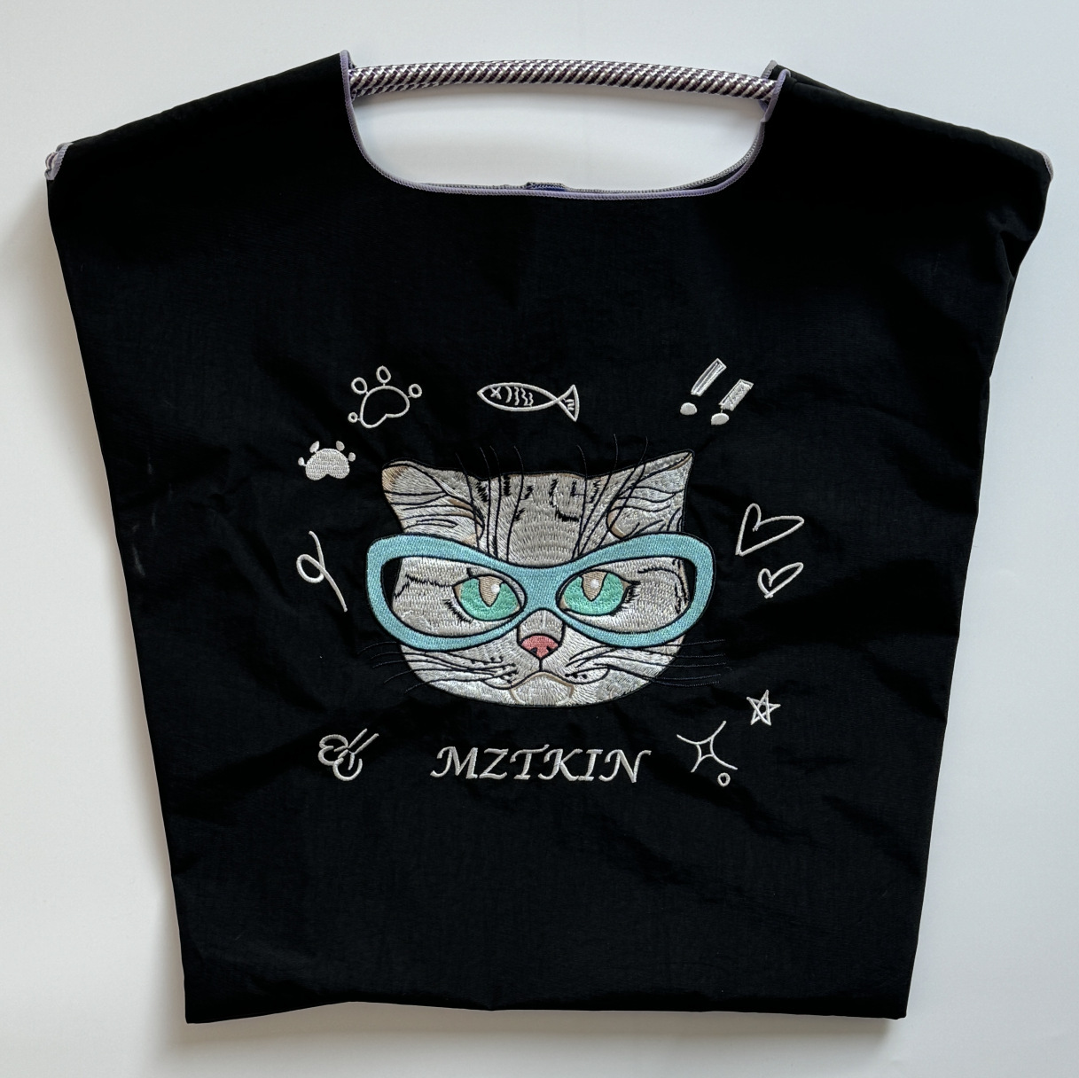 Embroidered Nylon Tote Bag - Large Capacity Canvas Crossbody Bag for Commuting - Thumbnail 31